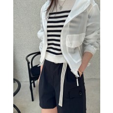 아웃 포켓 후드 바람막이