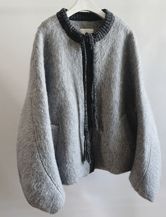 샤배색끈울자켓