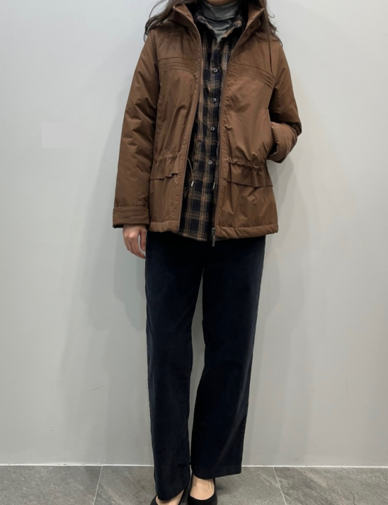 핀턱패딩반후드점퍼