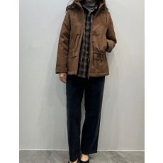 핀턱패딩반후드점퍼