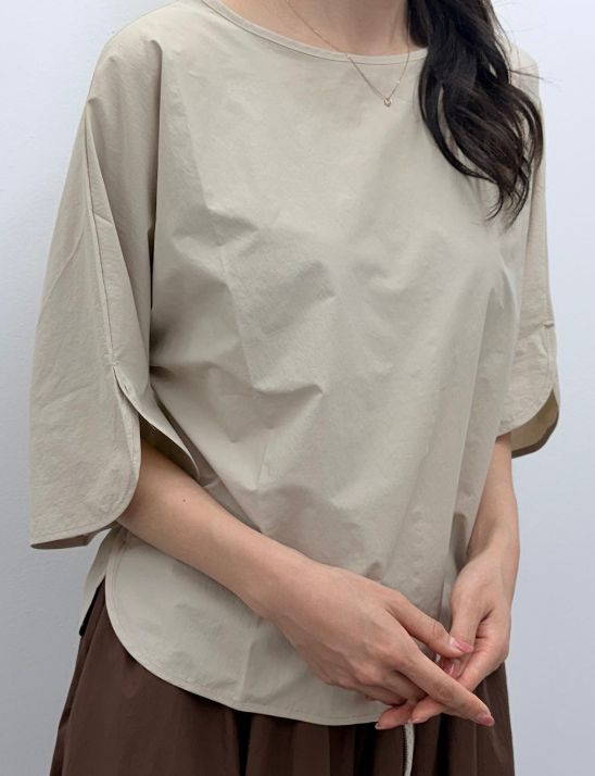 고트임블라우스